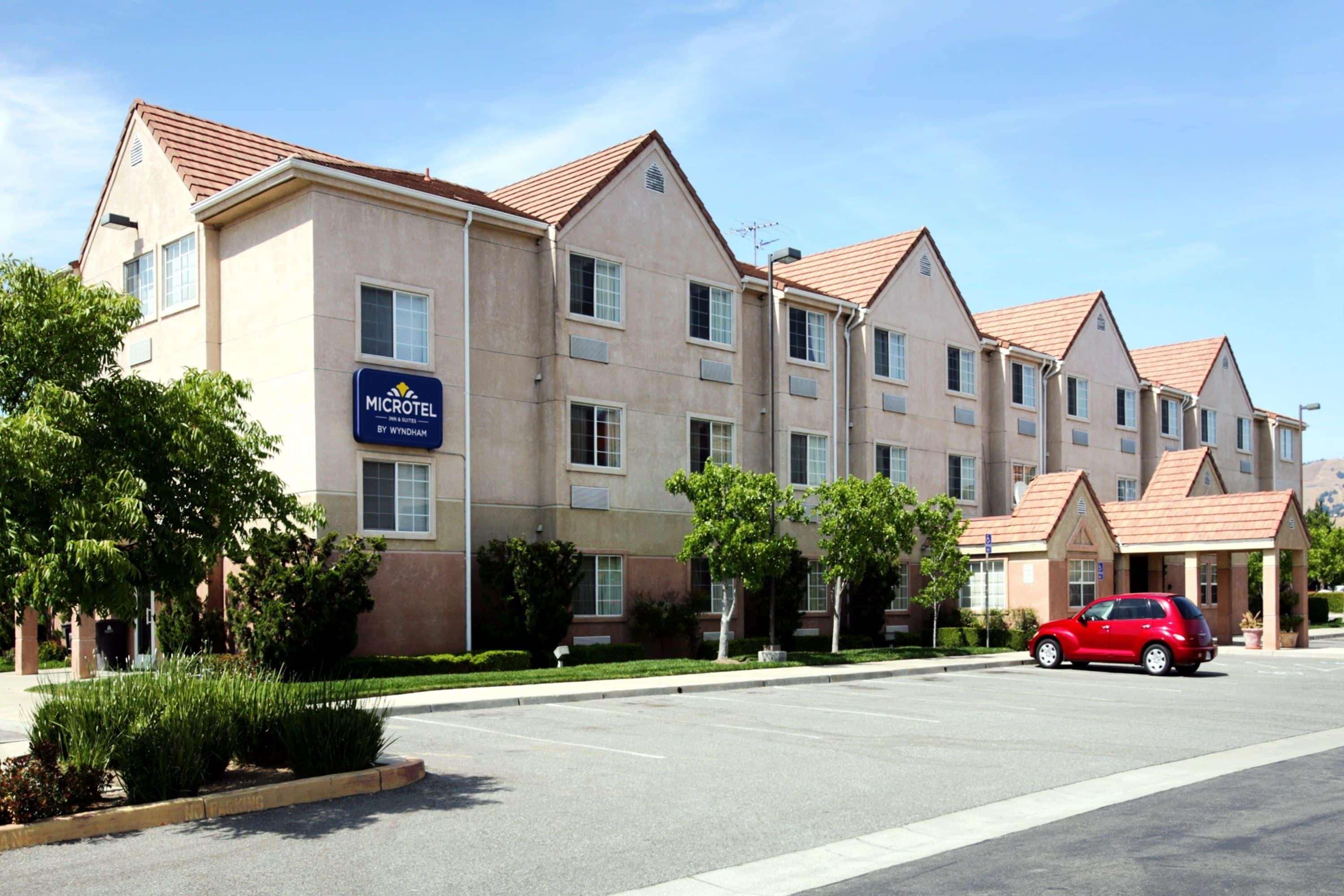 Microtel Inn & Suites, Morgan Hill Exterior photo