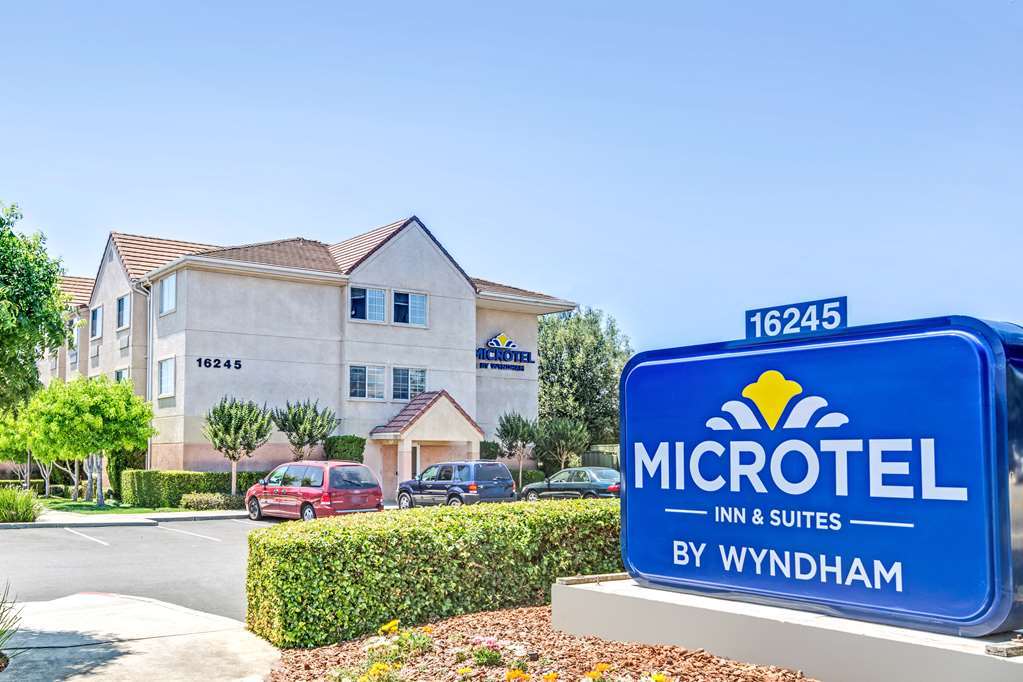 Microtel Inn & Suites, Morgan Hill Exterior photo